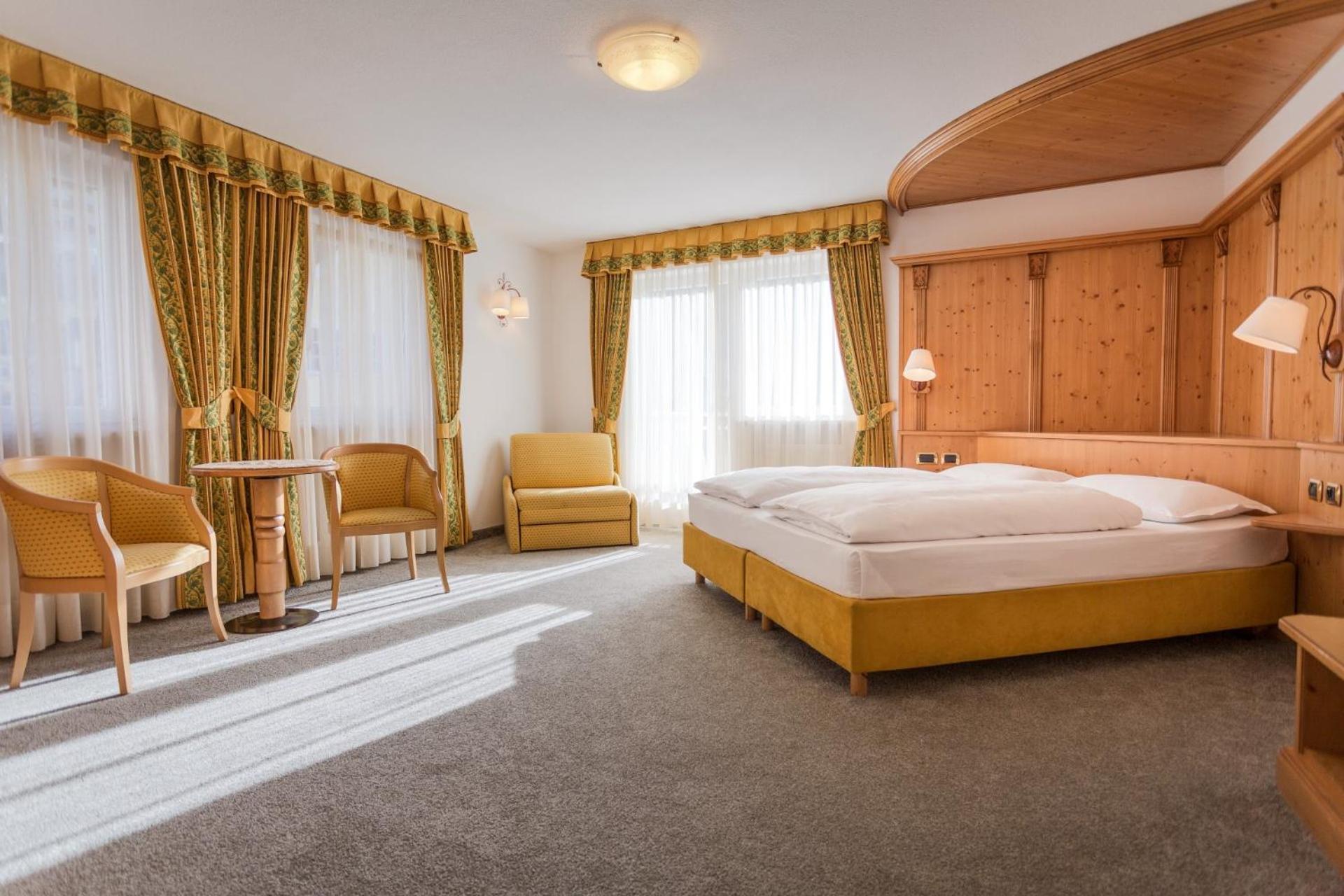 Hotel Maria Ortisei Ngoại thất bức ảnh