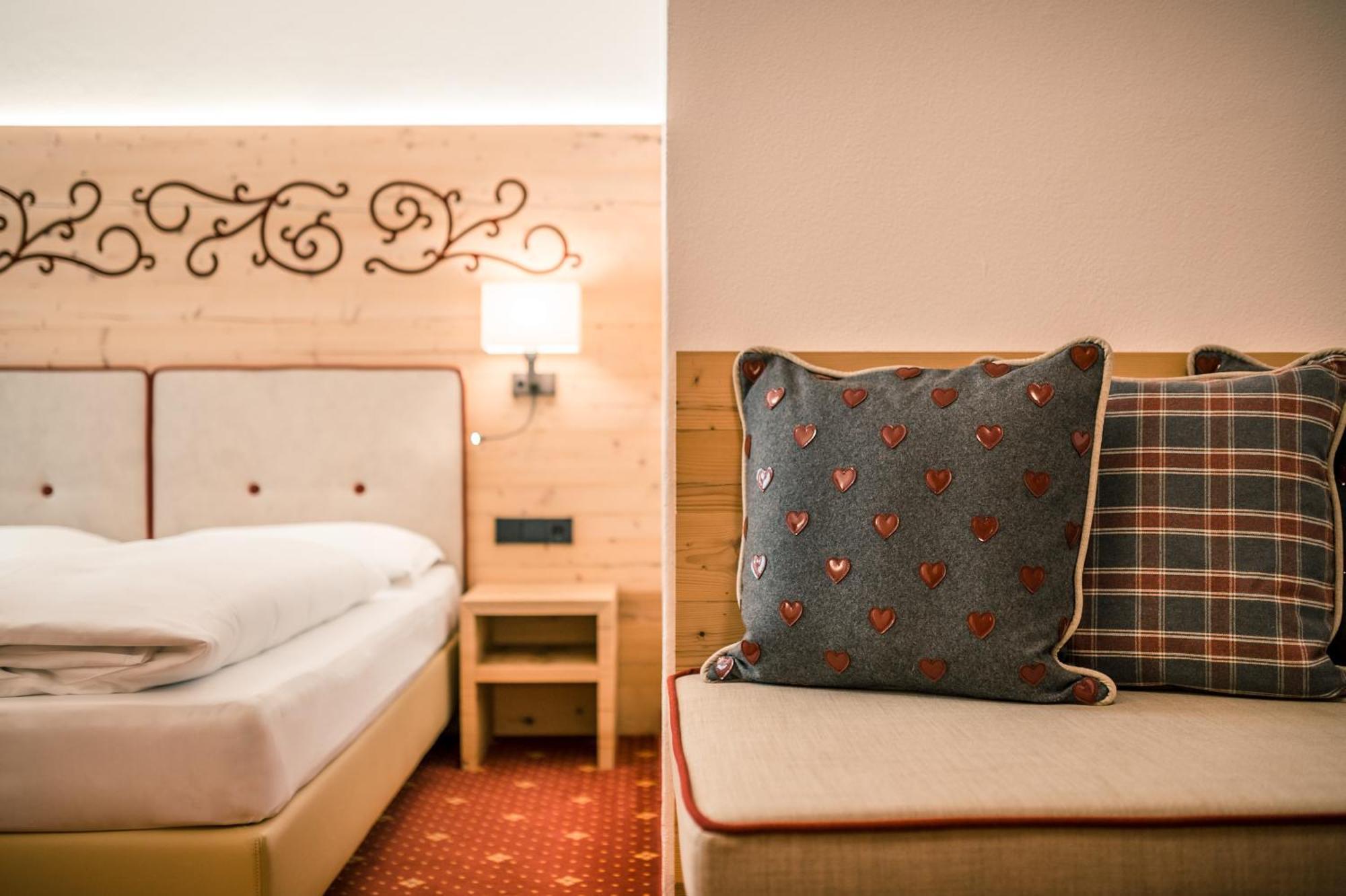 Hotel Maria Ortisei Ngoại thất bức ảnh